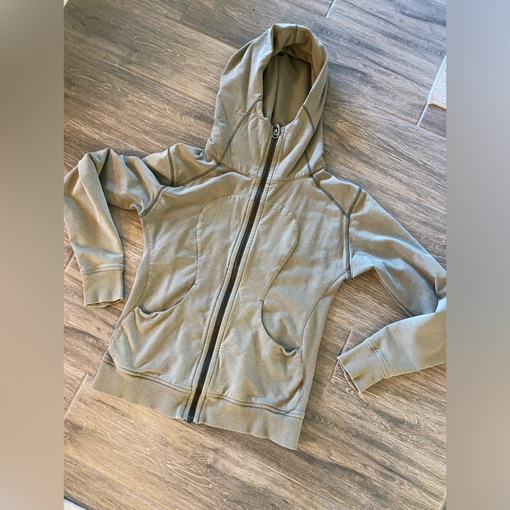 Lululemon Hoodie Womens 6 Green Full ZIp Scuba Hood Sweatshirt Casual Metal Logo